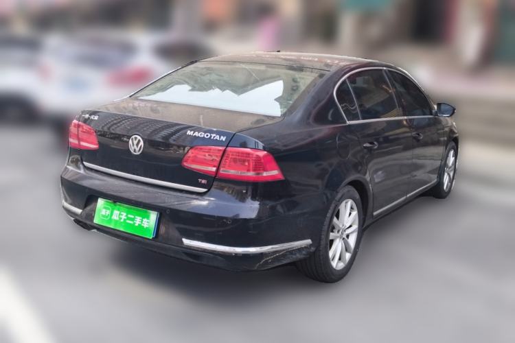 Used Volkswagen Magotan 2012 Facelift 2.0 TSI Prestige Model
