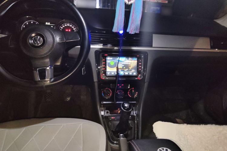 Used Volkswagen Bora 2015 Value Edition 1.6L Manual Fashionable Style
