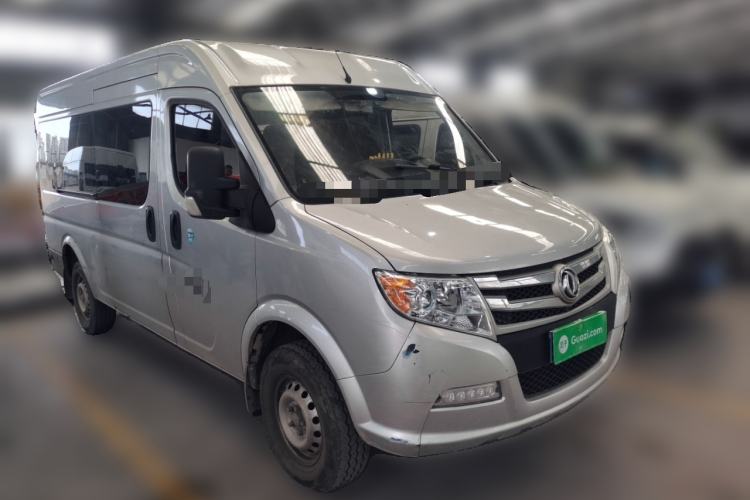 Used Dongfeng Yufeng 2023 V9+ 2.0T Manual Front-Drive Multi-Function Mid-Roof High-Roof 7/8/9-Seater
