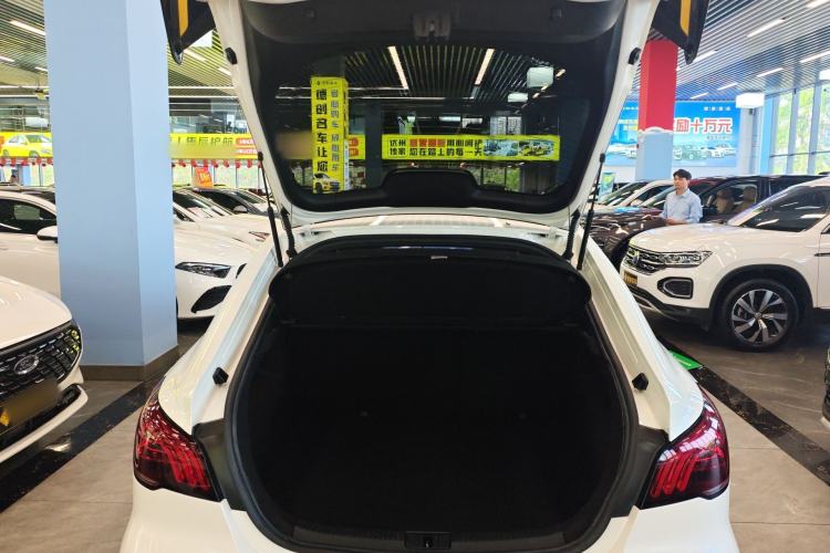 Used MG 6 2021 Pro 1.5T Automatic Trophy Luxury Edition Trunk