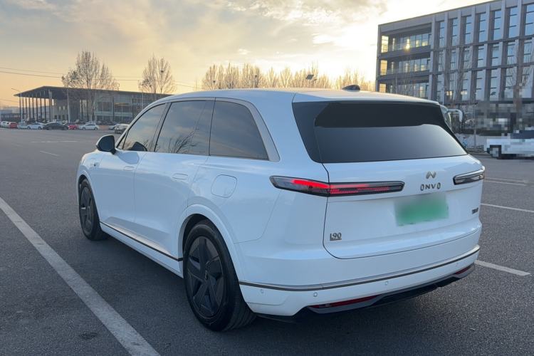 Used ONVO Luxeed L90 2025 Model—Max Six-Seater Version