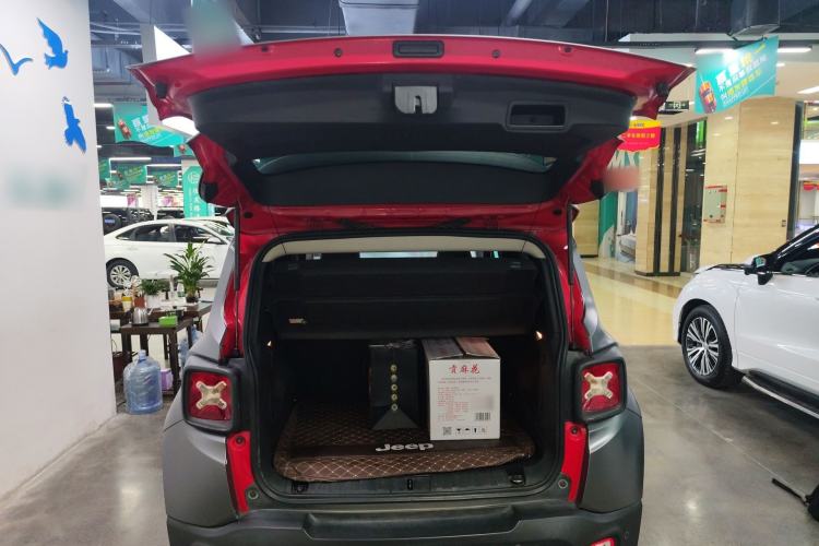 Used Jeep Renegade 2017 180T Automatic High-Energy Version