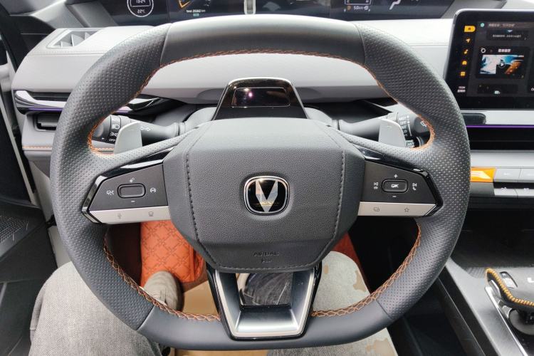 Used CHANGAN UNI-V 2022 1.5T Prestige Version
