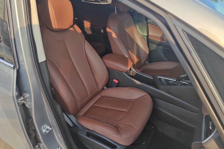 Used Buick GL6 2018 18T 6-Seater Luxury Model
