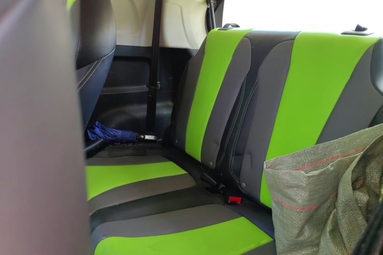 Used Roewe Clever 2021 302 km New Four-Seater Super-Efficient Version