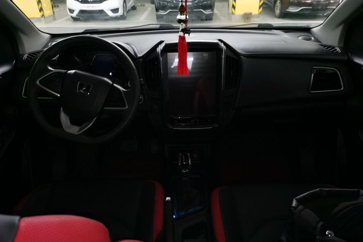 Used Luxgen U5 SUV 2017 1.6L CVT Prestige Edition
