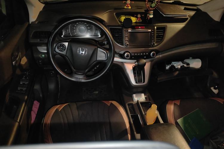 Used Honda CR-V 2012 2.0L two-wheel drive urban version
