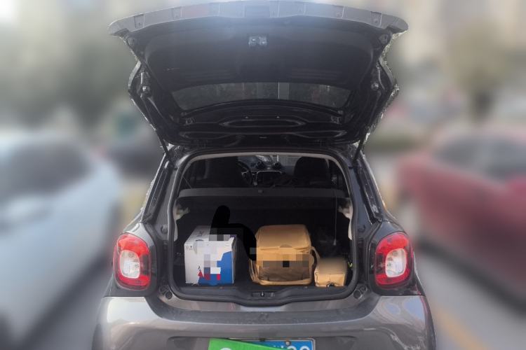 Used smart forfour 2018 0.9T 66 kW Pioneer Edition
