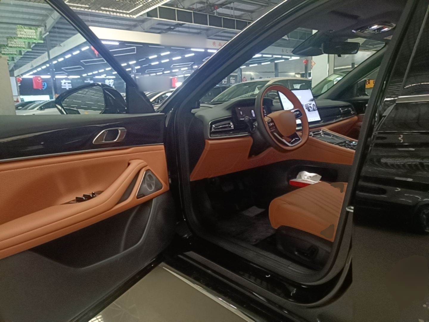 Geely Galaxy Starlight 7 2026 220km Four-Wheel-Drive Exploration+ Edition — снимка 18