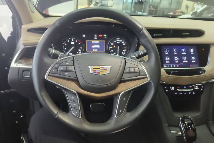 Used Cadillac XT5 2022 2.0T Four-Wheel Drive Platinum Edition