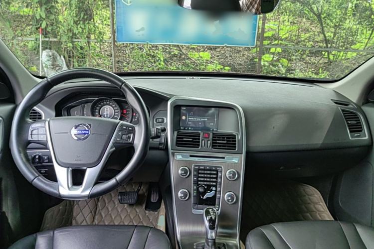 Used Volvo XC60 2015 T5 Zhiyi Edition