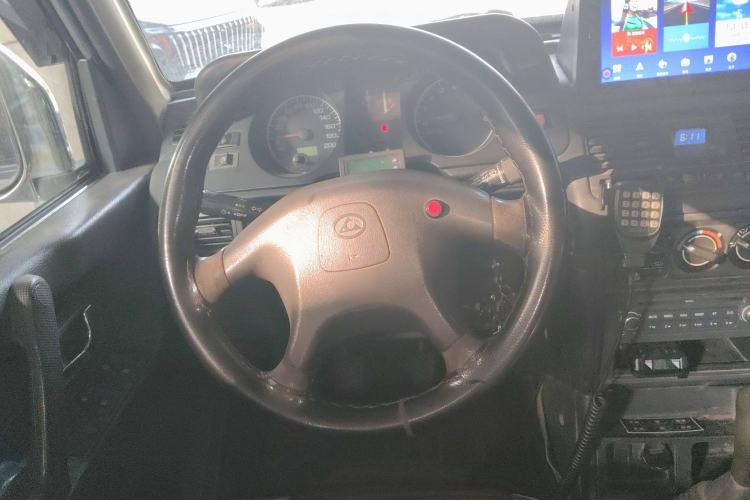 Used Leopaard Q6 2014 2.4L Four-Wheel Drive Version