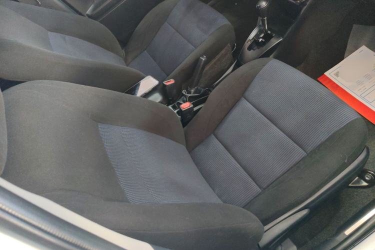 Used Toyota YARiS L Zhi Xuan 2016 Revised 1.5E CVT Charming Edition