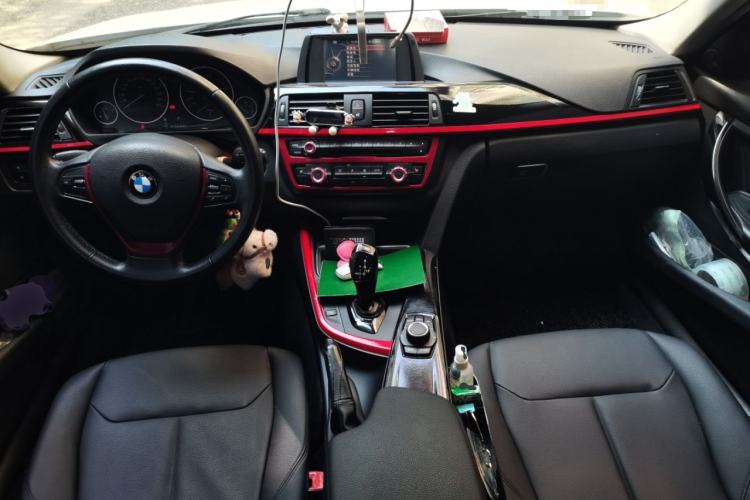 Used BMW 3 Series 2015 316Li Fashion Model
