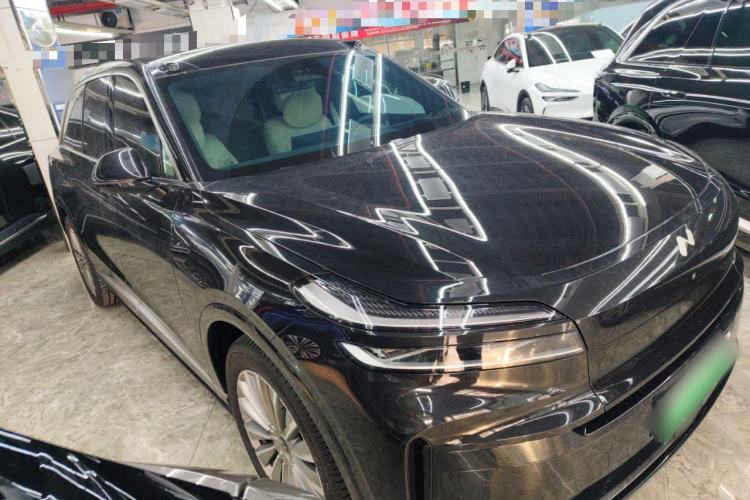 Used ONVO Luxeed L90 2025 Model—Ultra Six-Seater Version
