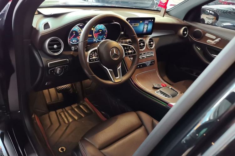 Used Mercedes-Benz GLC 2022 Second Facelift GLC 260 L 4MATIC Luxury Edition