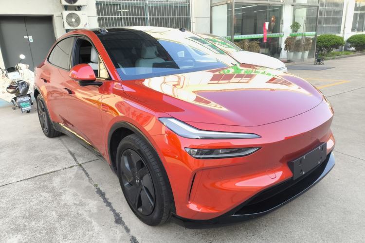 Used ONVO L60 2024 60 kWh Rear-Drive Version