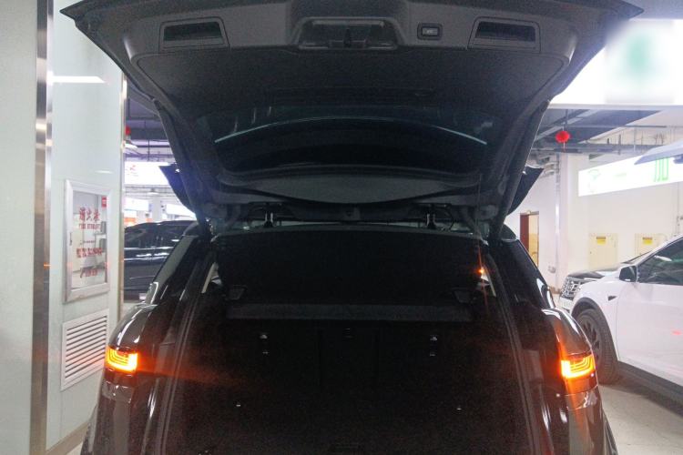 Used Land Rover Range Rover Evoque 2021 Range Rover Velar L 249PS R-Dynamic First Edition