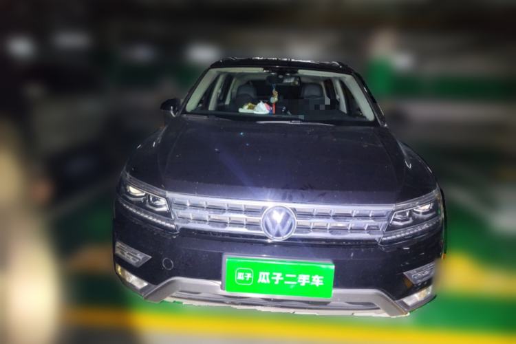 Used Volkswagen Tiguan L 2017 380TSI Automatic All-Wheel-Drive Luxury Edition
