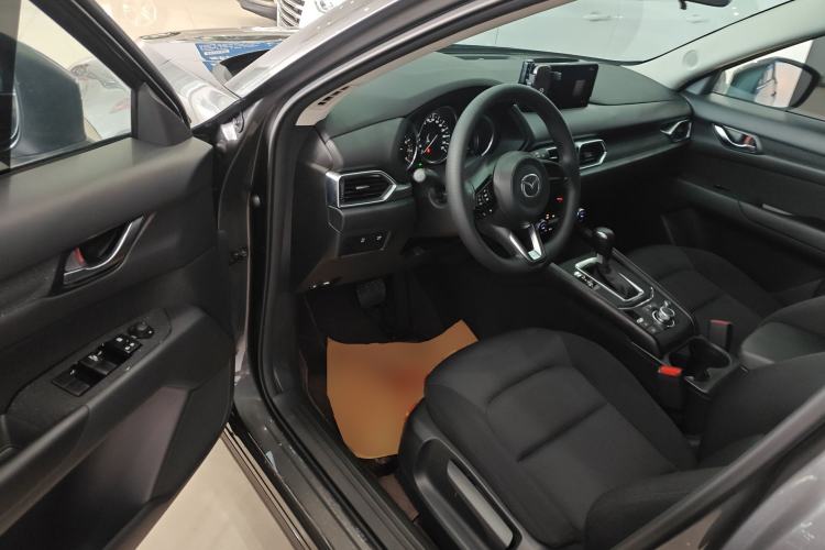 Used Mazda CX-5 2024 2.0L Automatic Two-Wheel Drive Comfort Version
