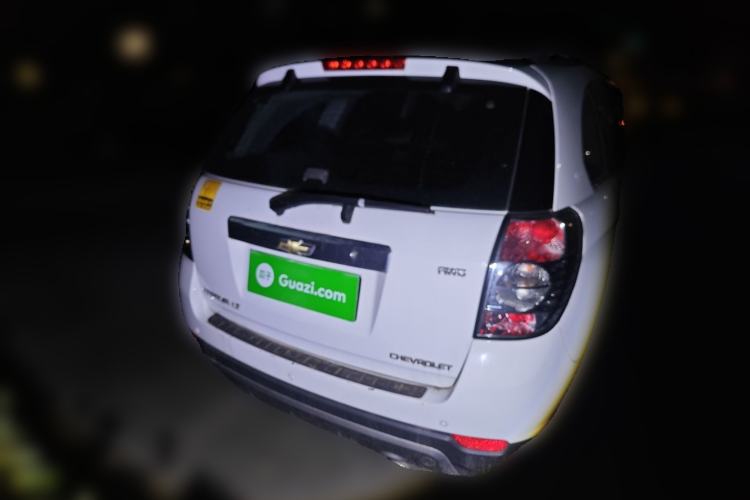 Used Chevrolet Captiva 2011 2.4 AT 7-Seater Luxury Edition
