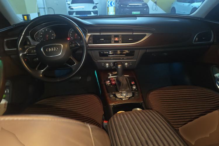 Used Audi A6L 2018 30th Anniversary Edition 35 TFSI Fashion Model
