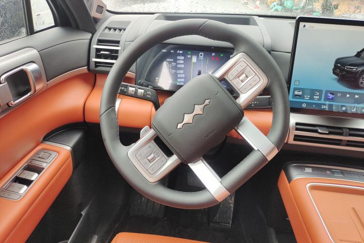 Used Formula Leopard Tai 7 2025 Model 200 km Two-Wheel Drive Max Edition