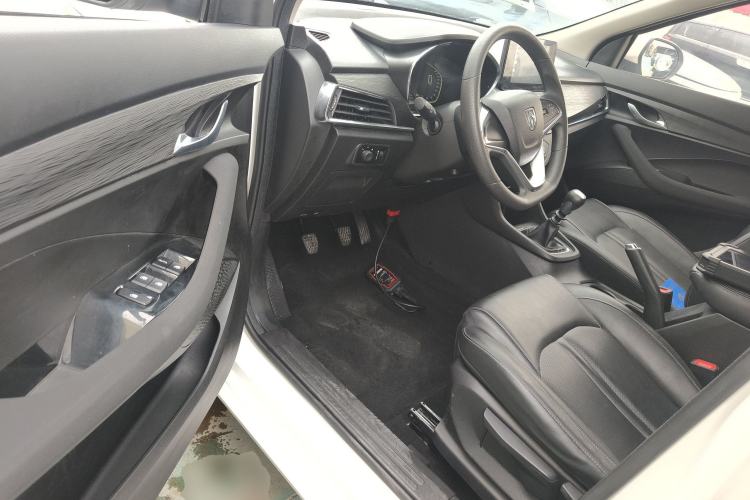 Used Baojun 360 2019 1.5L Manual Elite Version China VI

