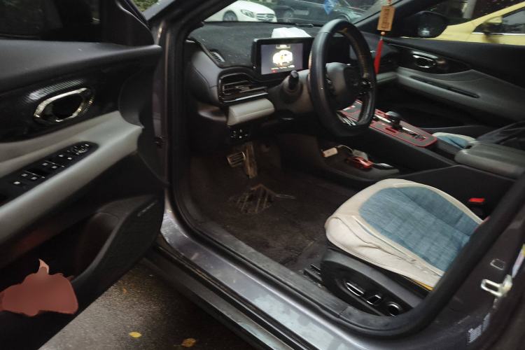 Used GAC Trumpchi EMPOW 2021 270T DCT J16 Version Driver Seat