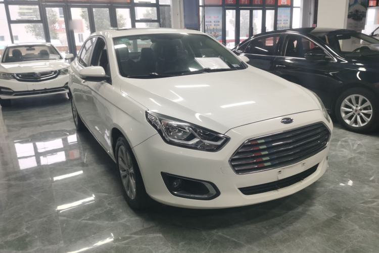 Used Ford Escort 2015 1.5L Automatic Fashion Model

