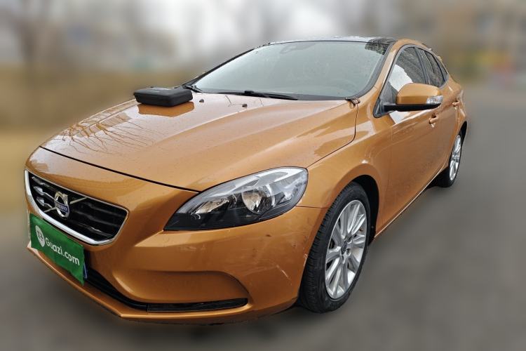 Used Volvo V40 2013 2.0T Zhiyi Edition