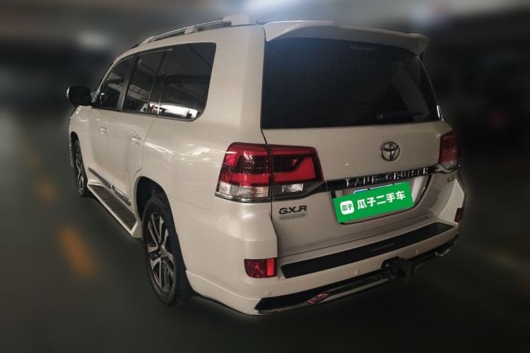 Used Toyota Land Cruiser 