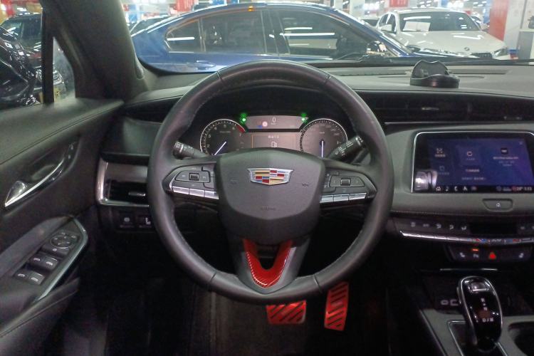 Used Cadillac XT4 2020 28T Two-Wheel-Drive Leading Version