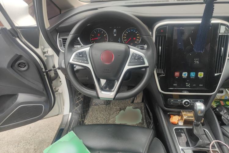 Used BYD Song MAX 2018 1.5T Automatic Smart Connect Elite Model with 6 Seats