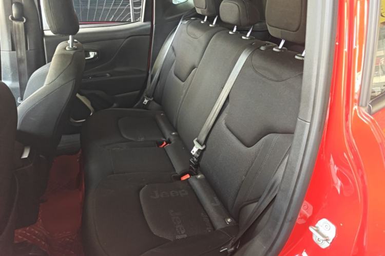 Used Jeep Renegade 2018 Connected Large Screen Version 180T Automatic High-Energy Edition