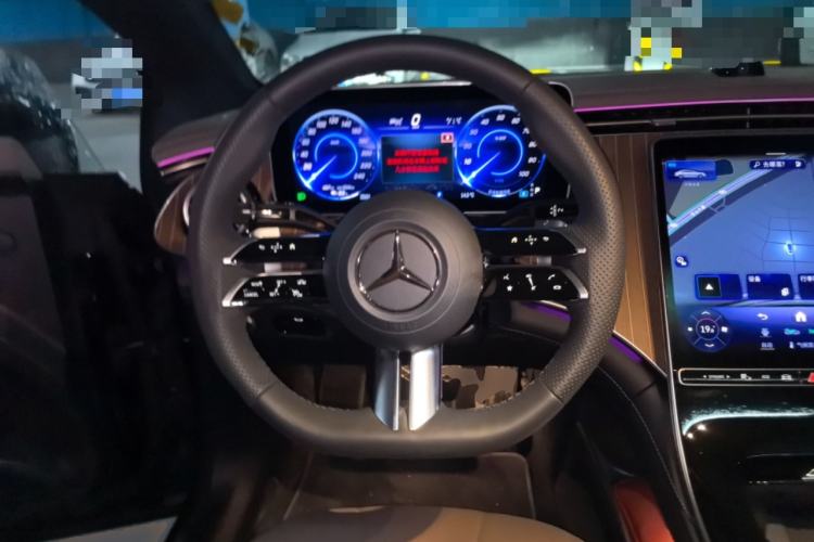 Used Mercedes-Benz EQE 2025 500 4MATIC Pioneer Edition
