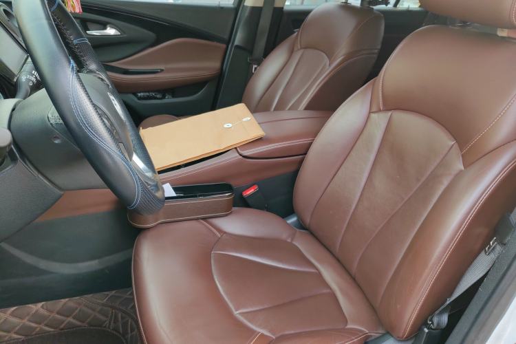 Used Buick Envision 2018 28T Four-Wheel Drive Luxury Model Left Front Seat