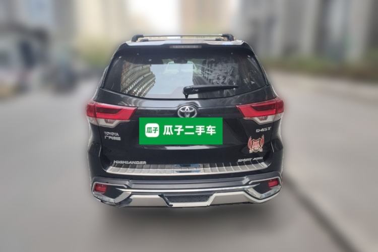 Used Toyota Highlander 2018 2.0T Four-Wheel Drive Prestige Version 7 Seats China VI Standard Rear