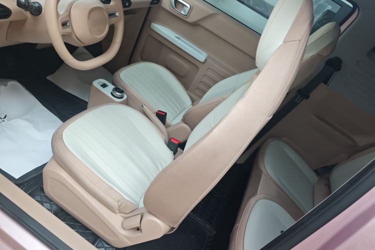 Used Geely Galaxy Panda 2024 Panda Mini 200km Endurance Bear
