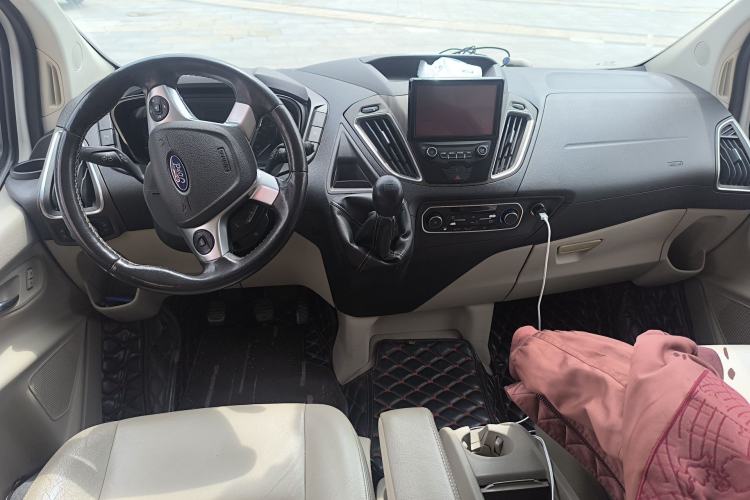 Used Ford Tourneo Custom 2016 2.0T Manual Elite Version
