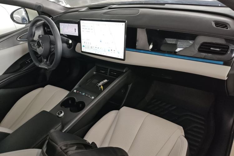 Used BYD Seal 06 New Energy 2025 EV 545KM Flagship Edition Center Console