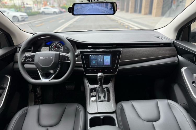 Used Venucia D60 2023 PLUS 1.6L XL CVT Yue Ling Edition
