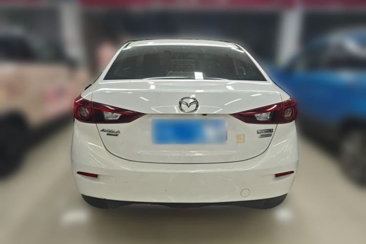 Used Mazda 3 Axela 2014 Sedan 1.5L Manual Comfort Model