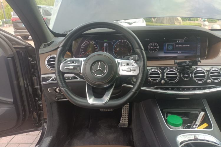 Used Mercedes-Benz S-Class 2020 S 450 L 4MATIC Exclusive Edition Steering Wheel