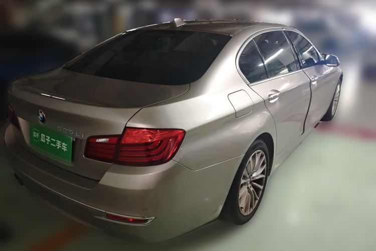 Used BMW 5 Series 2014 525Li Luxury Design Package

