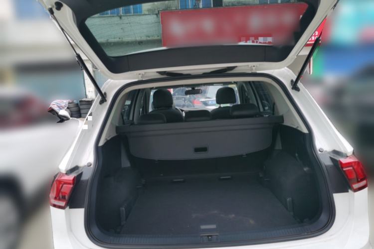 Used Volkswagen Tiguan L 2021 330TSI Automatic Two-Wheel Drive Smart Edition Trunk