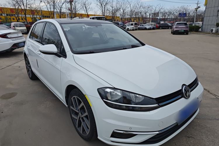 Used Volkswagen Golf 2020 Zhiai Edition 200TSI DSG Comfortable & Ambitious Version Exterior 1