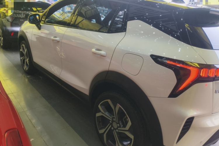 Used Lynk & Co 06 2023 Remix 1.5T Dynamic Halo