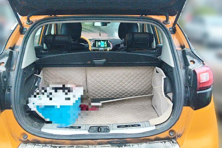 Used Dongfeng Aeolus AX4 2017 1.6L DCT Trendy Style Trunk