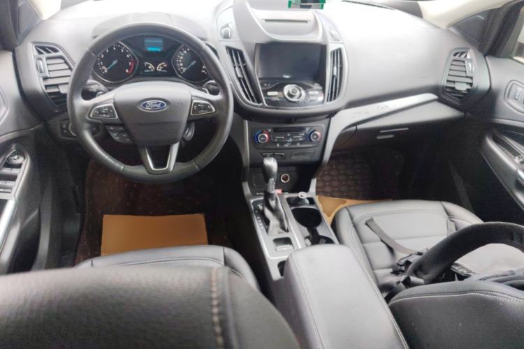 Used Ford Kuga 2017 EcoBoost 180 Two-Wheel-Drive Tiger Leap Model Center Console